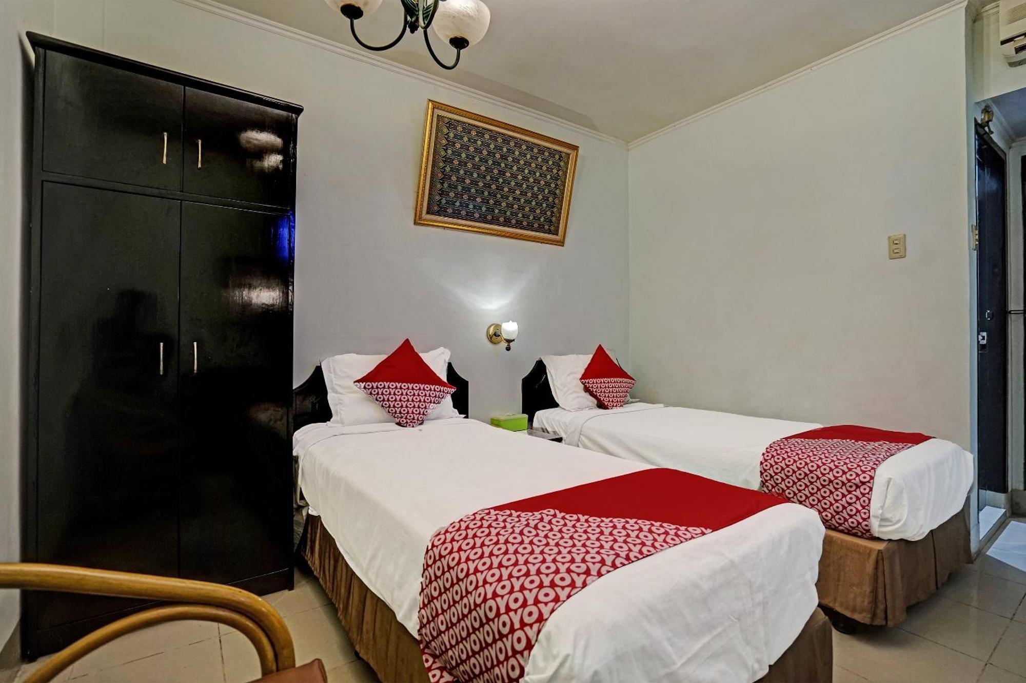 Super Oyo 91805 Hotel Wisma Bari Palembang Exterior photo