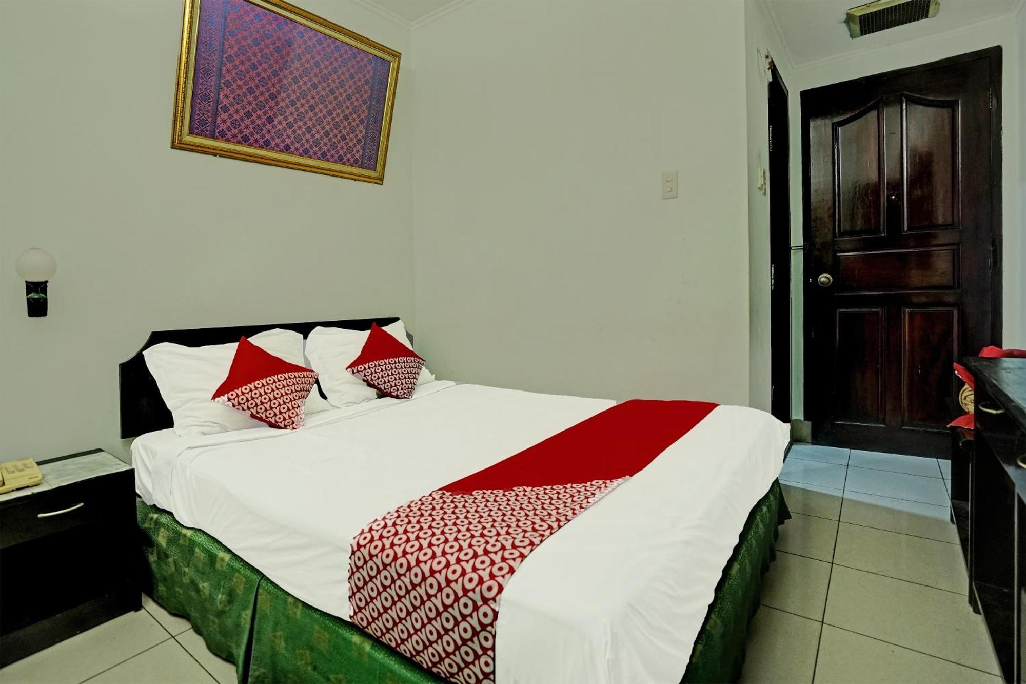 Super Oyo 91805 Hotel Wisma Bari Palembang Exterior photo